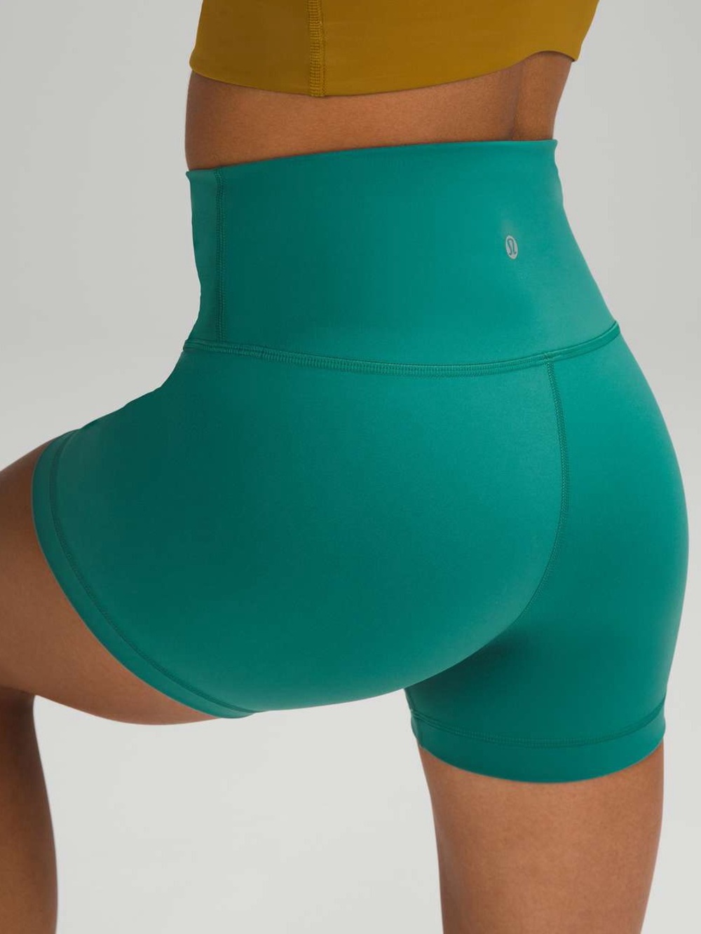 Lululemon Wunder Train High-Rise Shorts 4"